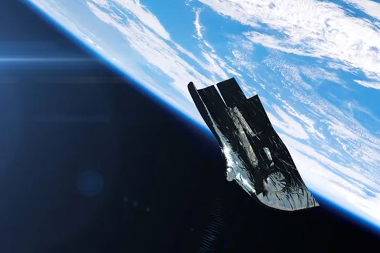 ماهواره شوالیه سیاه: افسانه‌ای ۱۲۰ ساله میان علم و خیال