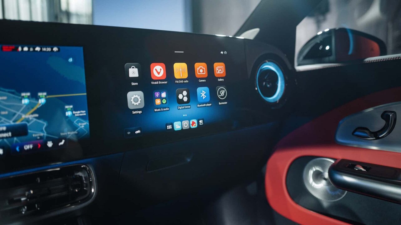 محصول جدید مرسدس بنز با سقف ستارهای / عکس