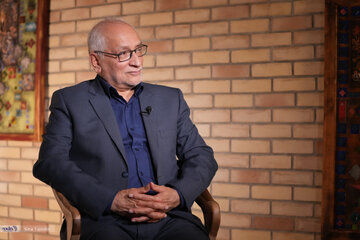 مرعشی: بررسی دوران رضاشاه درسآموز است/ در بازی فوتبال ایران و آمریکا، عدهای در ایران از پیروزی آمریکا خوشحال شدند