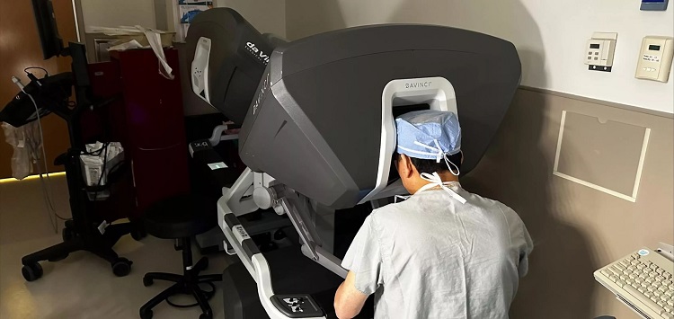 نخستین پیوند قلب رباتیک در آمریکا با موفقیت انجام شد