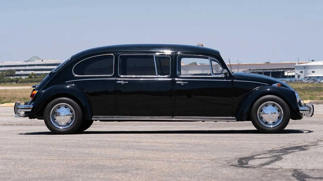 نسخه لیموزین فولکس قورباغهای به فروش میرسد /عکس