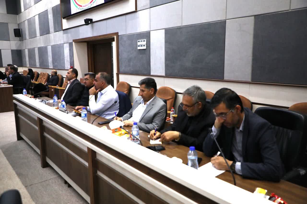 نشست بخشداران خوزستان با سرپرست معاونت سیاسی اجتماعی استانداری برگزار شد