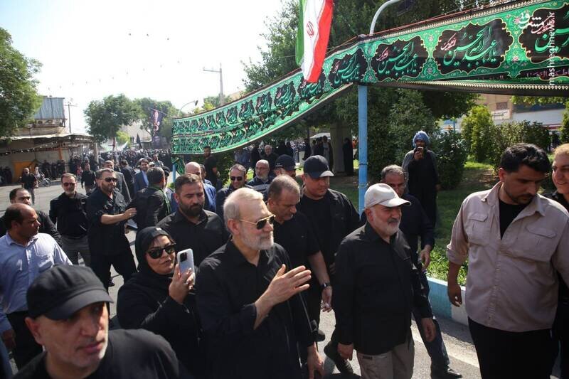 وداع باشکوه دزفول با سردار رشید؛ پیکر فرزند مقاومت در آغوش خاک وطن آرام گرفت