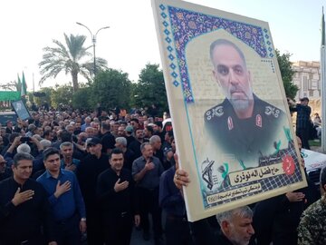 وداع باشکوه مردم کازرون با سردار گمنام