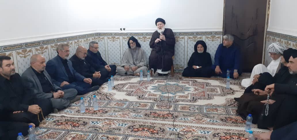 گزارش تصویری | حضور سرپرست معاونت سیاسی اجتماعی استانداری خوزستان در آیین عزاداری تاسوعای حسینی در اهواز