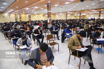 ۶۴هزار داوطلب در خراسان رضوی رقابت میکنند