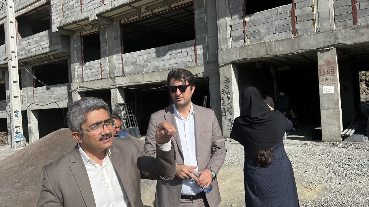 افتتاح بلوار ۲۴ متری راه و شهرسازی سنندج در هفته دولت