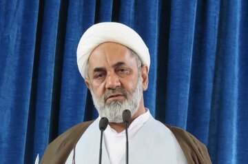 امام جمعه رفسنجان از مردم خداحافظی کرد