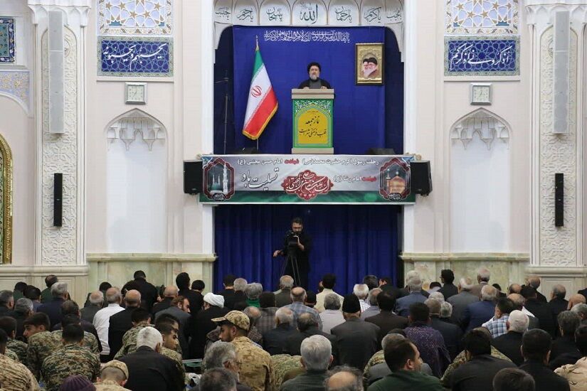 امام‌جمعه موقت اردبیل: مذاکره با آمریکا باید معقول و منطقی باشد