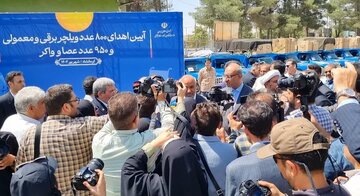 اهداء ۸۰۰ ویلچر و ۹۵۰ عصا و واکر با حضور رئیس بهزیستی کشور برگزار شد