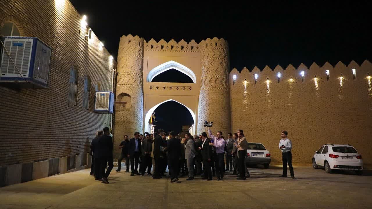 بازدید وزیر میراث فرهنگی، گردشگری و صنایع دستی از شهرستان میبد بازدید وزیر میراث فرهنگی، گردشگری و صنایع دستی از شهرستان میبد