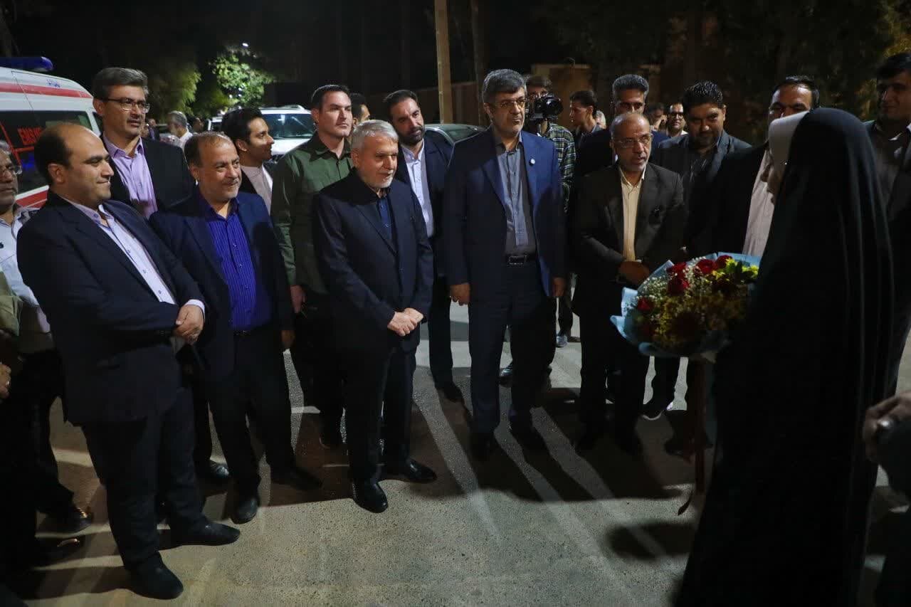 بازدید وزیر میراث فرهنگی، گردشگری و صنایع دستی از شهرستان میبد بازدید وزیر میراث فرهنگی، گردشگری و صنایع دستی از شهرستان میبد