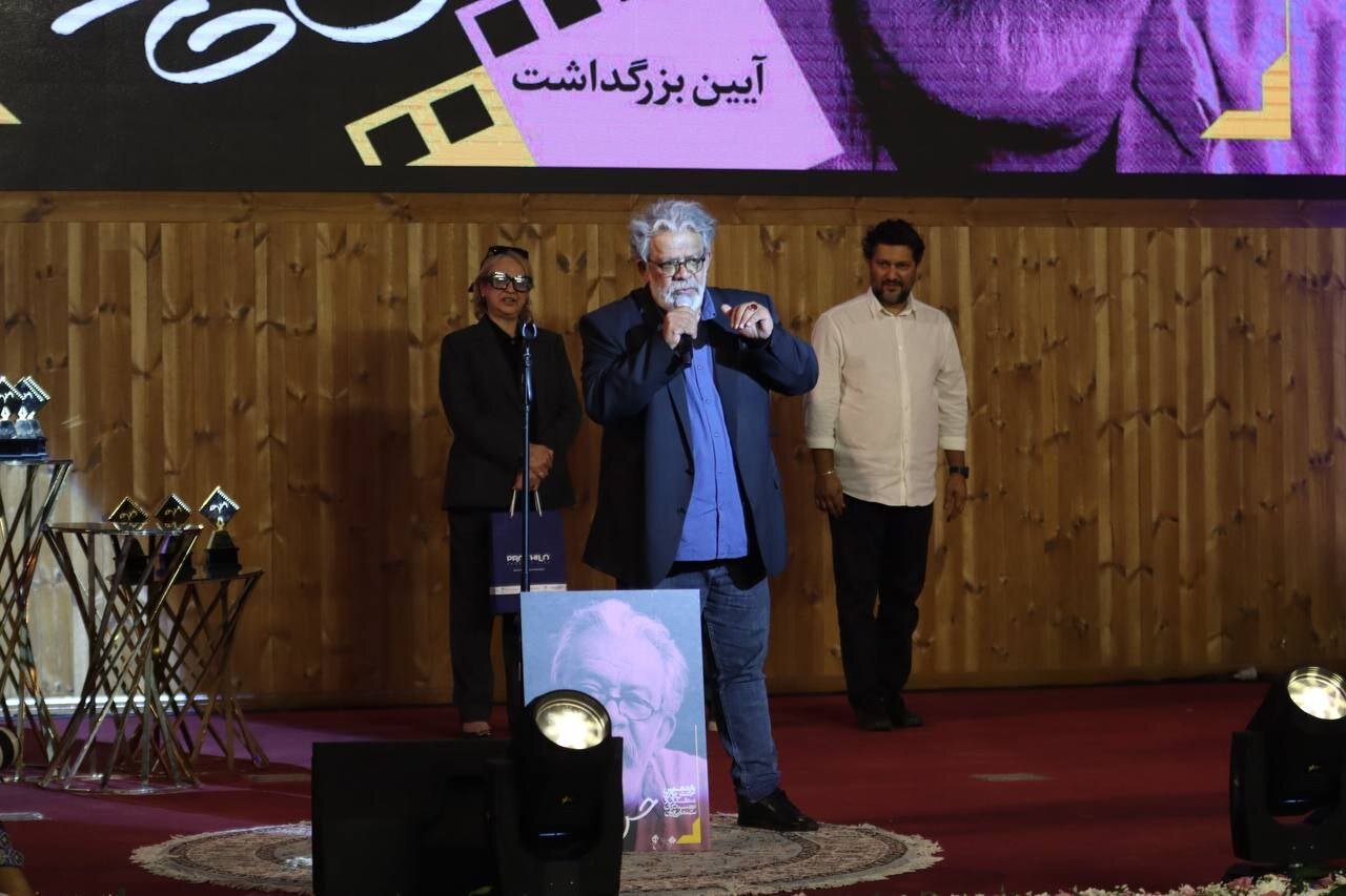 حسن پورشیرازی: دعا کنید فیلم ما به اسکار برود/برترینهای جشن منتقدان از الناز شاکردوست تا امین حیایی+گزارش تصویری