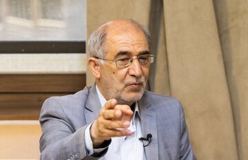 حسین علایی: آمریکا تاسیسات هستهای ایران را نابود کرد/در حال حاضر غنیسازی صفر است/عراقچی از احتمال حمله قریبالوقوع به ایران ارزیابی درستی نداشت