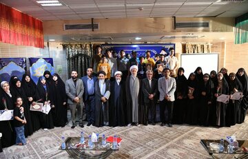 حوزه باید کنش‌گر فرهنگی جهانی تربیت کند