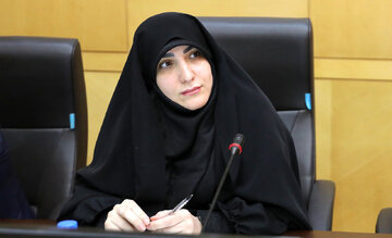 رئیس فراکسیون نظارت بر صنعت نفت: عدهای در داخل کشور گل به خودی نزنند/ با تغییر بیدلیل در ساختار فروش نفت کشور، به موضوع فروش ضربه وارد نشود