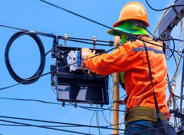 زنجیره‌ای از پروژه‌های تخصصی برای توسعه شبکه برق در زنجان