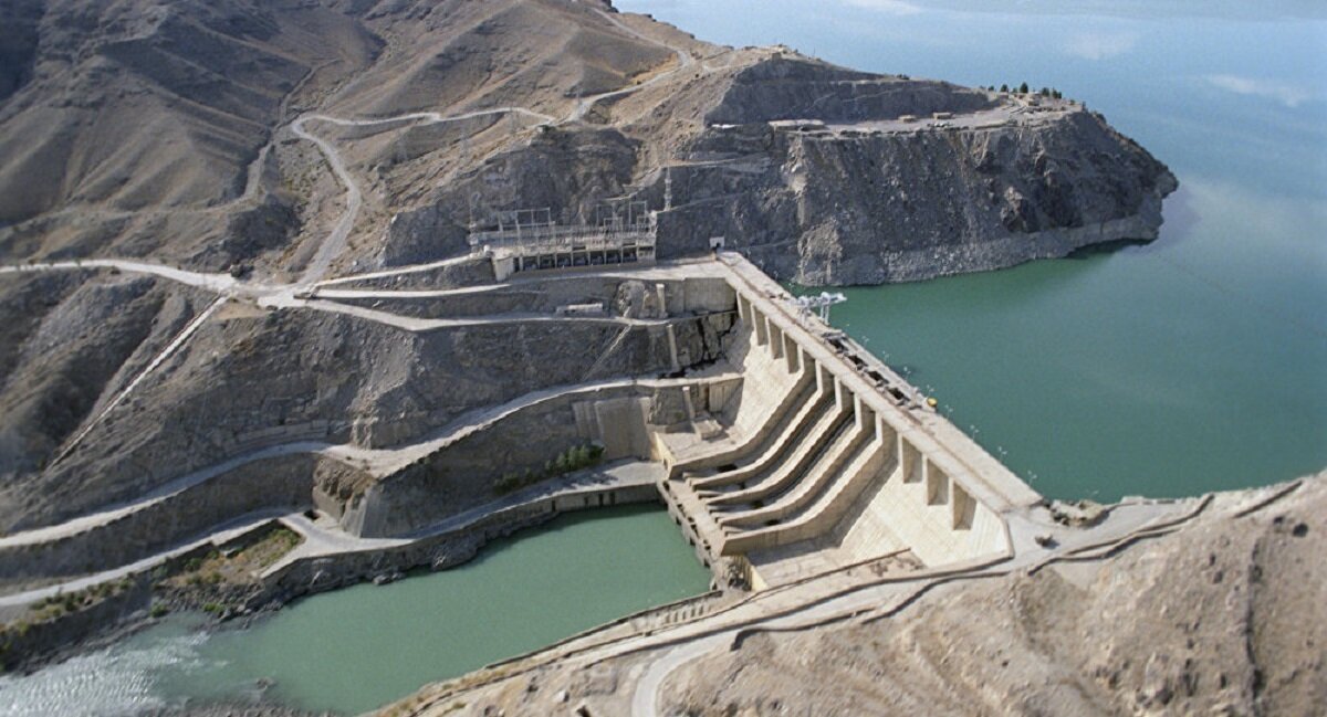 سدسازی و انتقال آب؛ فریبکاری در مدیریت آب/ ایران جزو ۱۰ کشور اول تولید گازهای گلخانهای/ مسئولان ما خود را به نشنیدن زدهاند