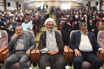 سمنان میزبان ششمین اجلاسیه سراسری نماز دانش‌آموزی / تأکید وزیر آموزش و پرورش بر ترویج فرهنگ اقامه نماز به‌عنوان مهم‌ترین مأموریت