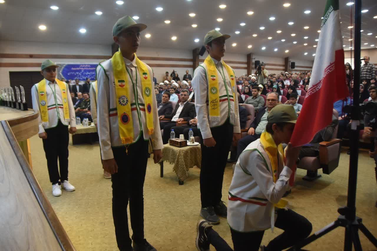 سمنان میزبان ششمین اجلاسیه سراسری نماز دانش‌آموزی / تأکید وزیر آموزش و پرورش بر ترویج فرهنگ اقامه نماز به‌عنوان مهم‌ترین مأموریت