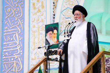 علم‌الهدی: بی‌توجهی به حجاب خدمت به دشمن است/روایت امام جمعه مشهد از فضای جلسه سازمان ملل بعد از ترور رجائی و باهنر