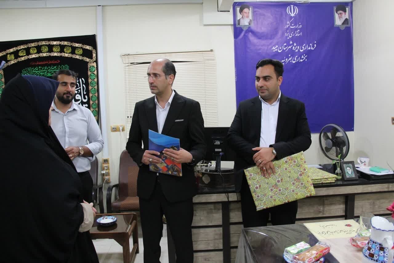 نشست خبری بنی فاطمی سرپرست بخشداری بفروئیه با خبرنگاران