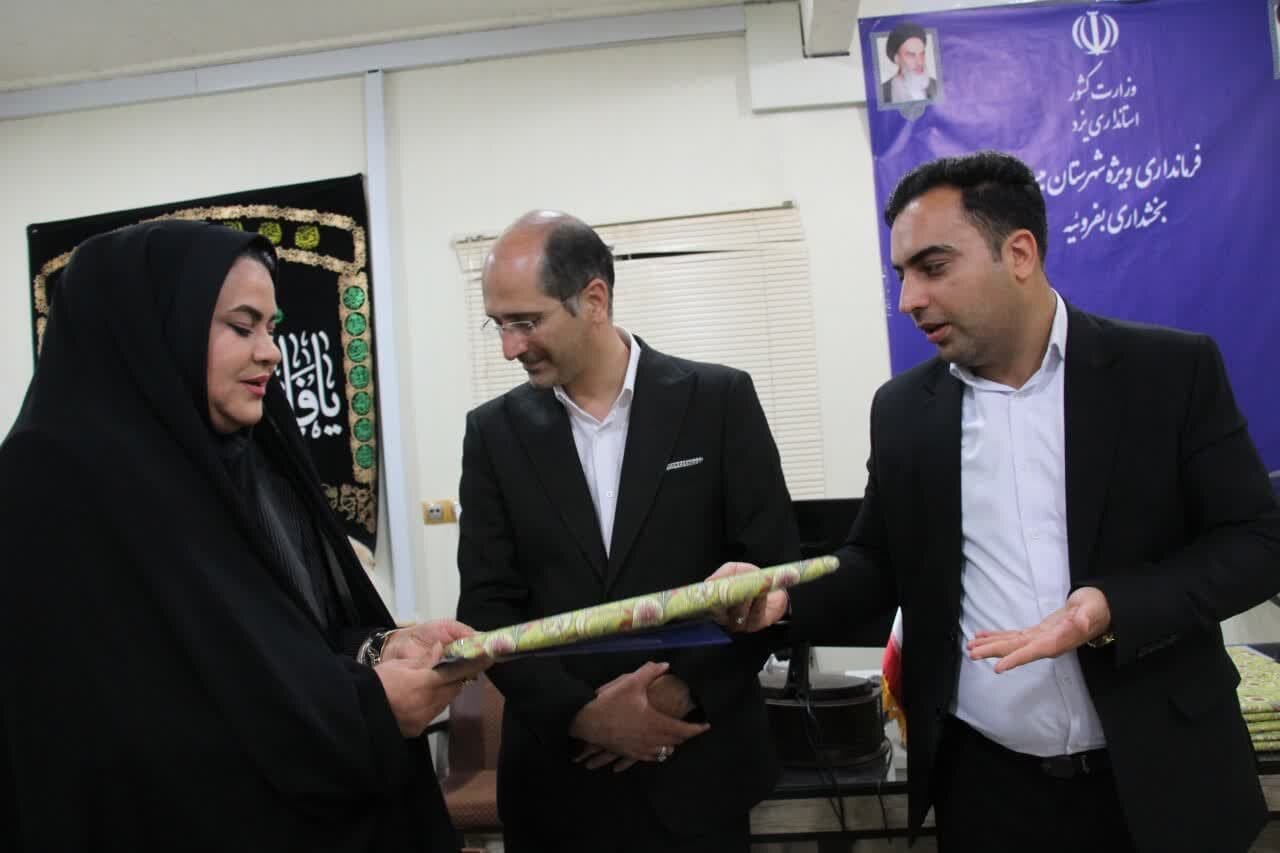 نشست خبری بنی فاطمی سرپرست بخشداری بفروئیه با خبرنگاران