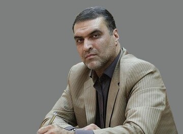 آسیب یقه‌سفیدها در نهادهای ایران