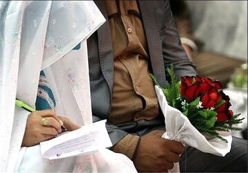 آمار تجرد قطعی اعلام شد/ ۱۴ درصد از زنان و ۴ درصد از مردان بالای ۴۵ سال هرگز ازدواج نکردهاند