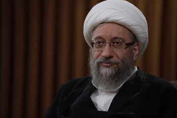 آملی لاریجانی: اتحاد ملت و تدبیر رهبری، بزرگترین سرمایه در جنگ اخیر بود/ جایگزینی سریع فرماندهان شهید در جنگ ۱۲ روزه، نماد نصرت الهی بود