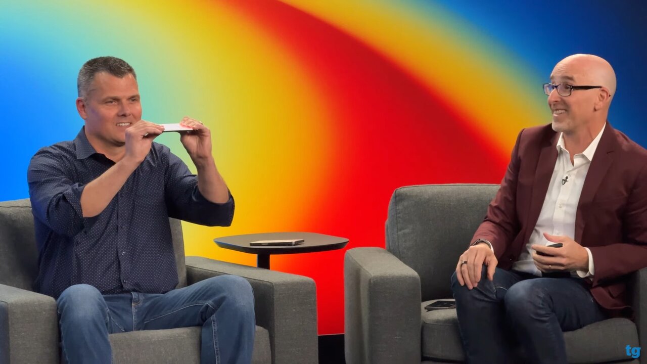 آیفون ایر چقدر محکم است؟ / آزمایش مقاومت نازکترین گوشی اپل مقابل دوربین