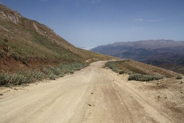 احداث فاز نخست جاده قزوین – کلاچای نیازمند ۲ همت اعتبار است