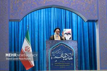 احمد خاتمی: رهبری به هیچکس اجازه مذاکره در زمینه قدرت نظامی و موشکی را نمی دهند/کلید فضای مجازی در دستان آمریکاست و خط آنها خدایی نیست