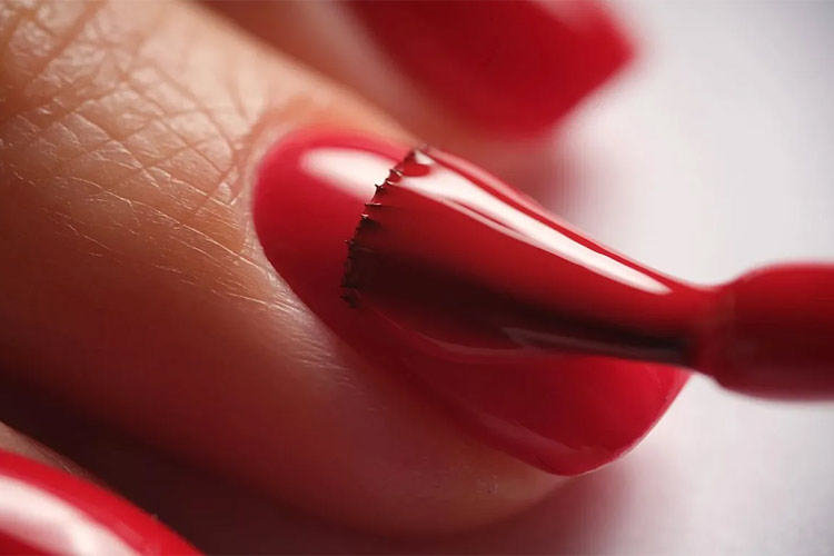 اروپا استفاده از «ماده‌ سمی» در لاک ژل ناخن را ممنوع کرد