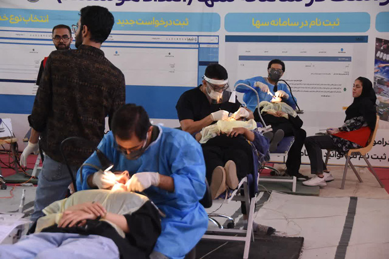 از توزیع ۶۵۰۰ بسته لوازم‌التحریر تا حضور ۷۵ دندانپزشک جهادی / دکتر عبدالملکی: «ما نوکر مردمیم، زکات علم‌مان را در اختیارشان می‌گذاریم»