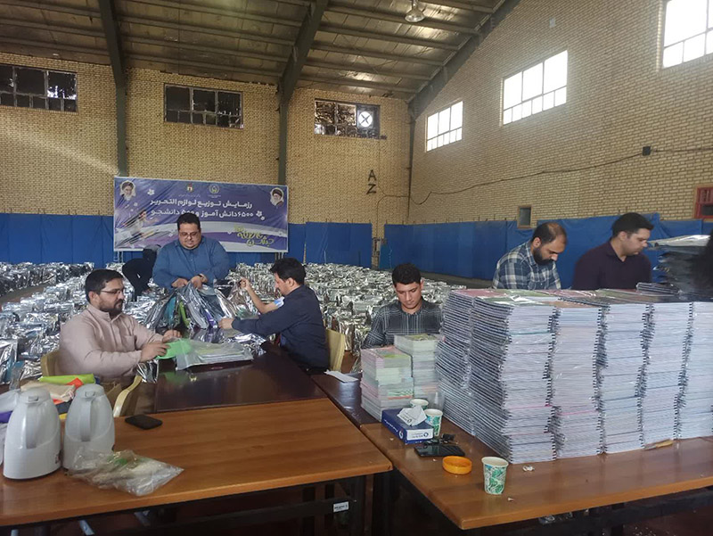 از توزیع ۶۵۰۰ بسته لوازم‌التحریر تا حضور ۷۵ دندانپزشک جهادی / دکتر عبدالملکی: «ما نوکر مردمیم، زکات علم‌مان را در اختیارشان می‌گذاریم»