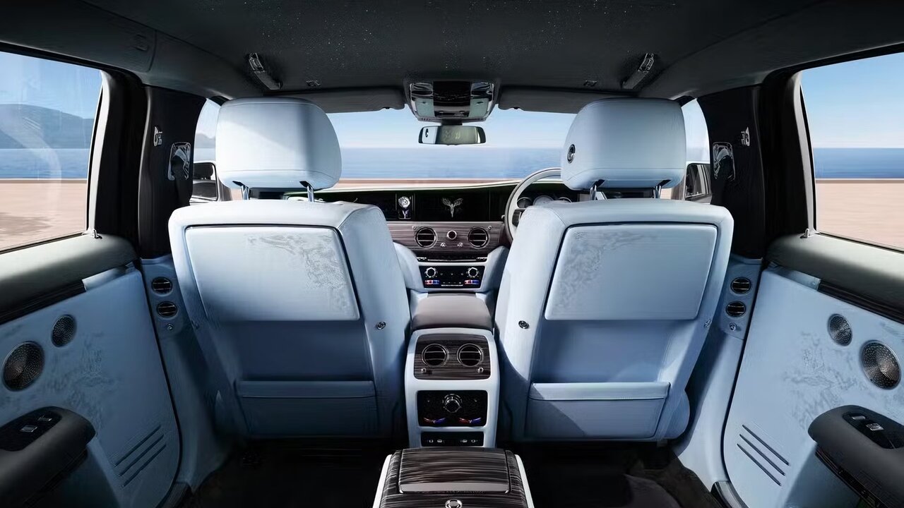 از رولزرویس تا مرسدسبنز و لکسوس | رقابت لوکسترینها برای جلب توجه