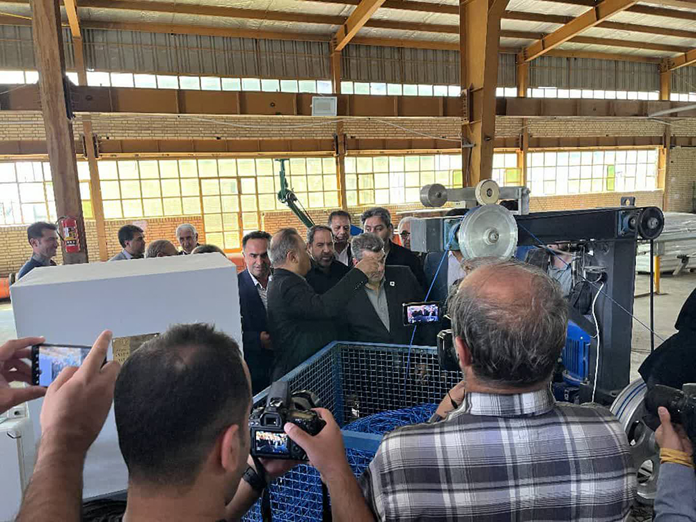 از سیمی سرد تا صنعتی گرم/ «از سیم و نان» تا «راسیم و سمنان»