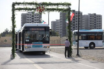 افزایش ظرفیت ناوگان اتوبوسرانی مشهد با ورود اتوبوسهای جدید