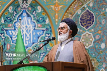 امام جمعه قم: فعالسازی مکانیسم ماشه میتواند ماشههای دیگری را در منطقه فعال کند