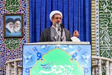 امام جمعه کرمان : سیدحسن نصرالله محبوب دلها بود و اهل بصیرت