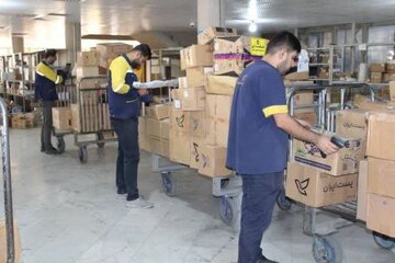 امروز یکی از دغدغه‌های مهم پست، افزایش نقاط تماس با مردم است