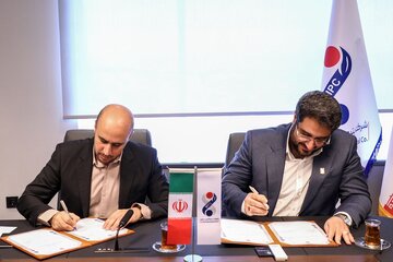 امضای تفاهم نامه میان پتروشیمی مارون و معاونت علمی ریاست جمهوری