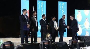 انتخاب شهرک صنعتی جهان آباد میبد شهرک صنعتی برتر ایران به عنوان یکی از برترین های رویداد ملی سپاس آب