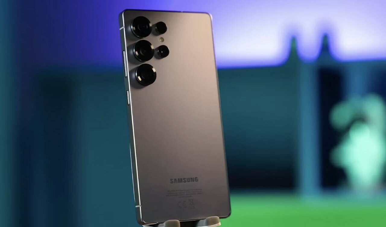 بالاخره یک گوشی در فیلمبرداری، حریف آیفون شد!