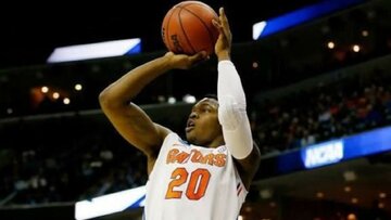 بمب آمریکایی در آبادان؛ قهرمان جهان به نفت پیوست!