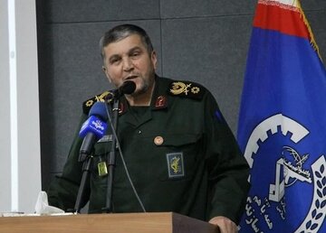 تجلیل از گروه‌های جهادی استان قزوین با حضور معاون قرارگاه محرومیت زدایی سپاه