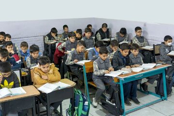 تحصیل بیش از ۱۵ درصد دانش آموزان کشور در مدارس غیر دولتی