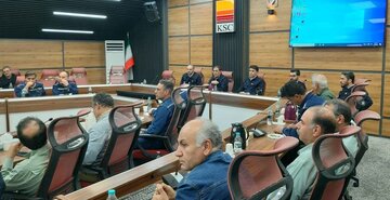 تقدیر از نفرات برتر (HSE) در شرکت فولاد خوزستان