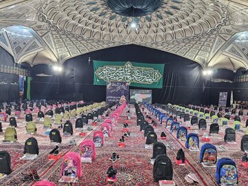 توزیع پنج هزار بسته لوازم‌التحریر توسط خیریه «آبشار عاطفه‌ها» در اصفهان